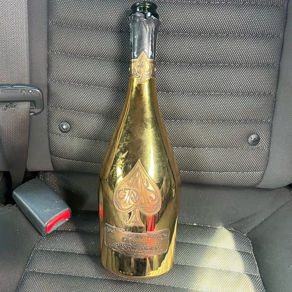 ACE OF SPADE GOLD CHAMPAGNE BOTTLE